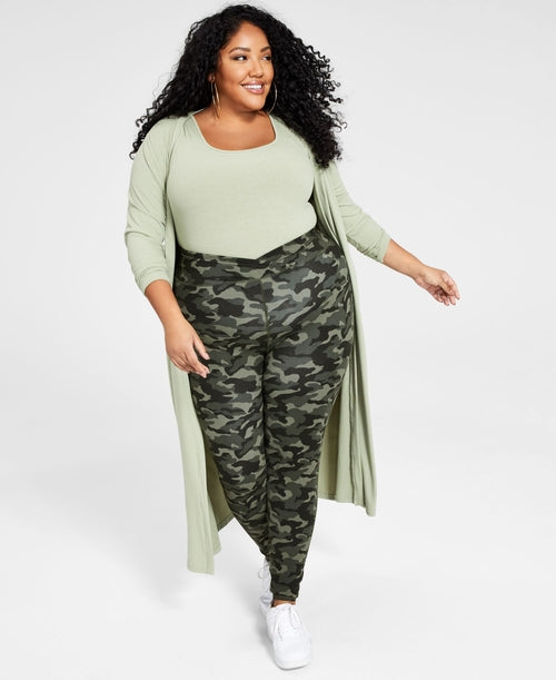 Leggings de camuflaje de talla grande de Nina Parker