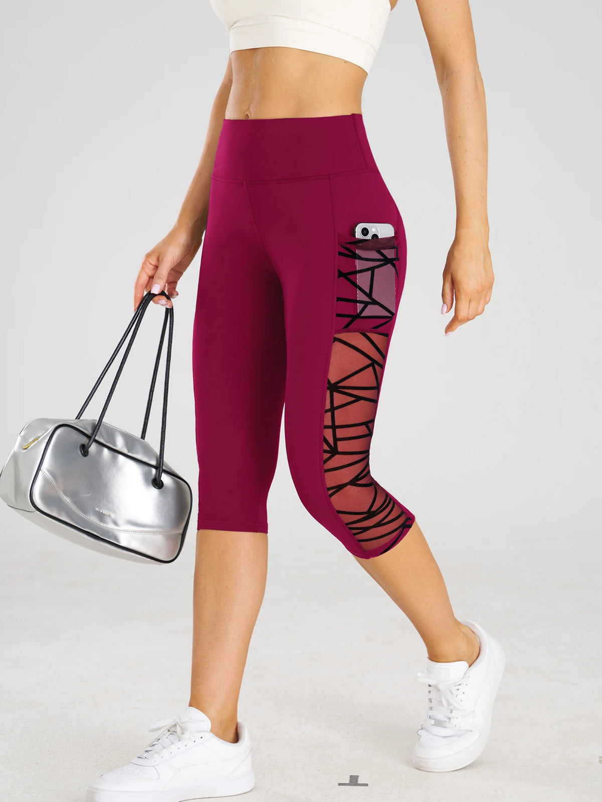 Legging de sport taille haute court avec poches pour le yoga et le fitness