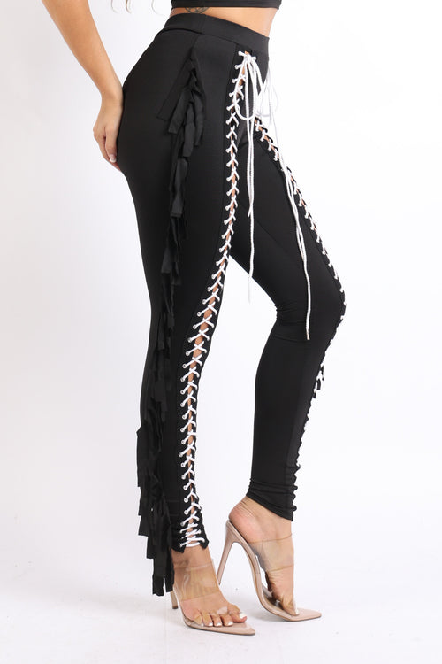 Leggings de borlas con flecos con detalle de cordones chic NEGRO