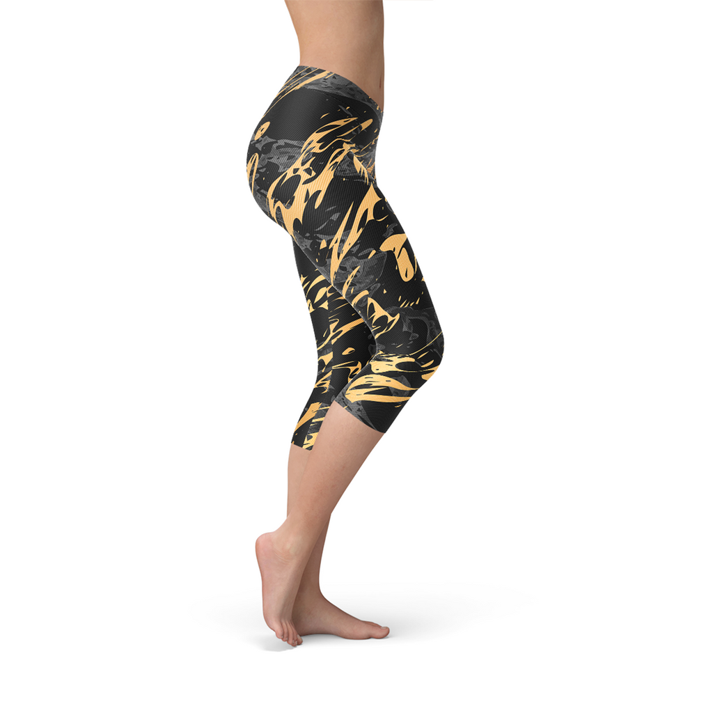 Leggings capri de mujer, mármol negro con salpicaduras doradas