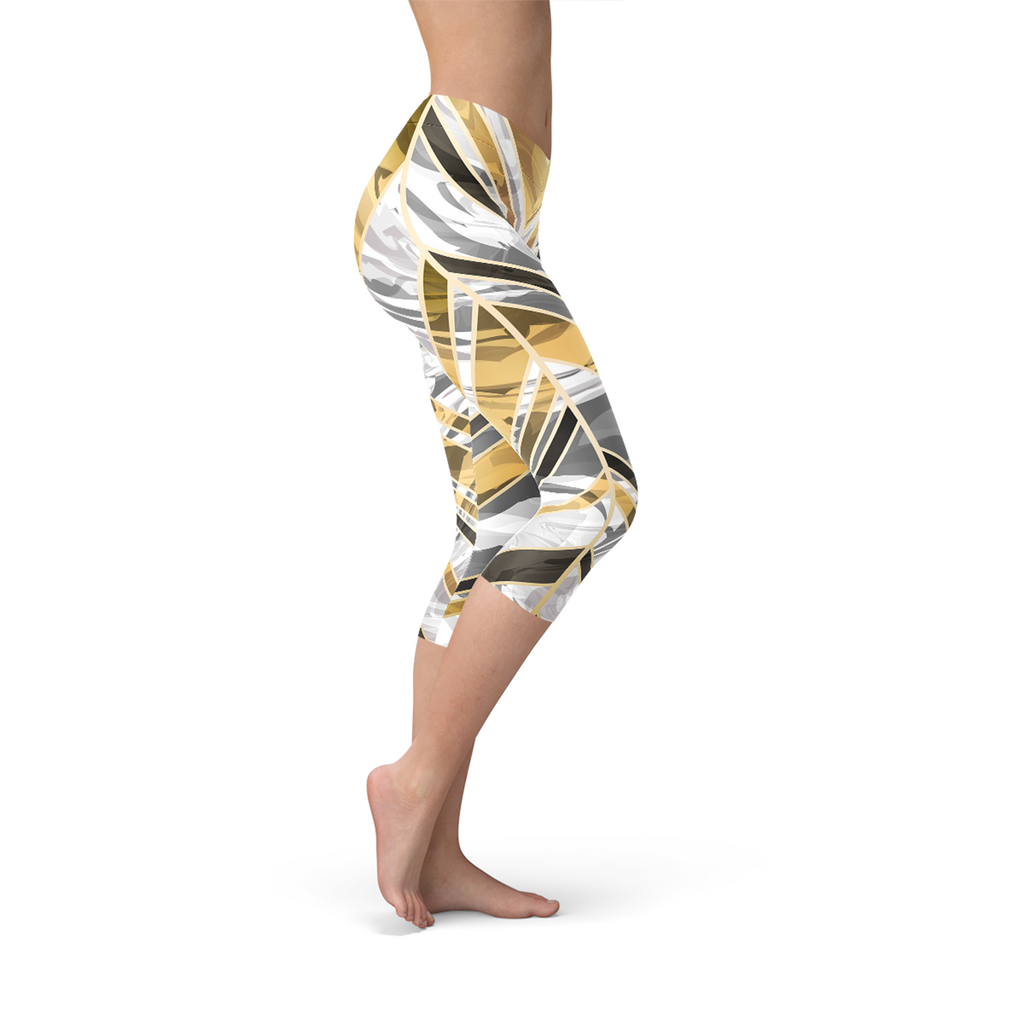 Leggings Capri de mármol blanco con líneas de oro negro