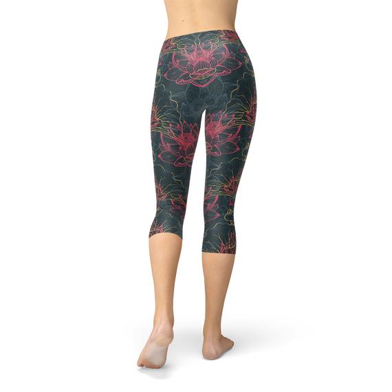 Leggings capri con estampado floral de loto para mujer